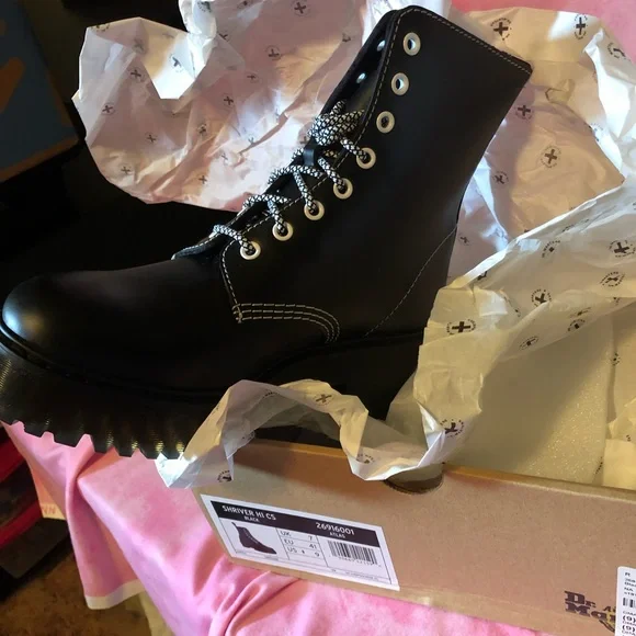 🌟Dr. Martens!! Shriver high contrast Sz 9 Rare! Sold out everywhere! NEW in box - Picture 3 of 11